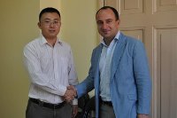 Безпрецедентно: Китайски служител командирован за 3 месеца в Пловдив