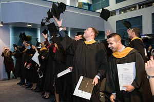 Първият випуск на съвместната магистърска програма на Американския университет в България и SDA Bocconi се дипломира
