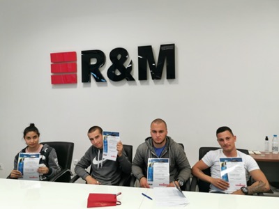 “R&М България производство“ връчи дипломи на учениците по проекта за дуално обучение „ДОМИНО“
