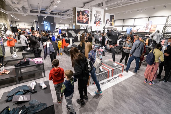 Sport Time отвори три нови магазина на Nike в България