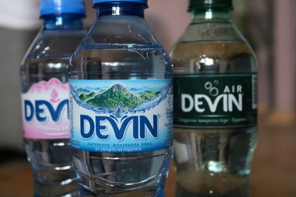 „Девин“ ЕАД постига неутралност по отношение на климата и става първата марка бутилирана вода в България със 100% неутрални въглеродни емисии