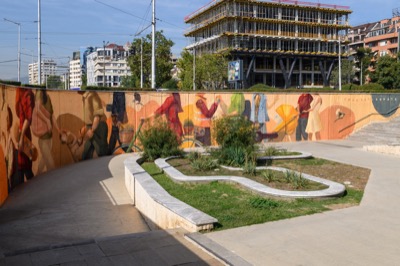 Кампанията „Град като хората“ на Банка ДСК приключи, дарявайки София с красива нова стена